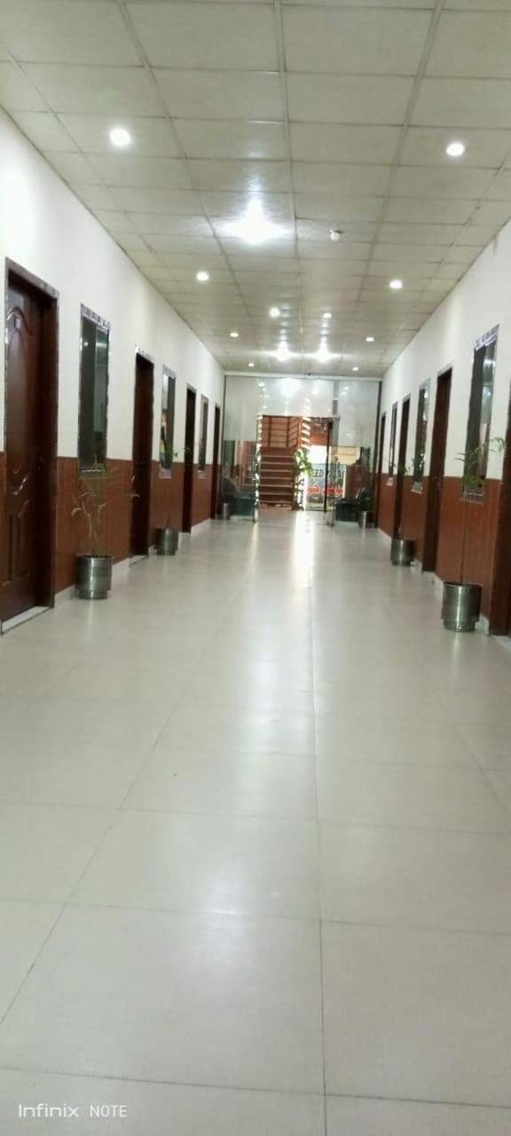Hotel Khursheed Palace راوالبيندي المظهر الخارجي الصورة